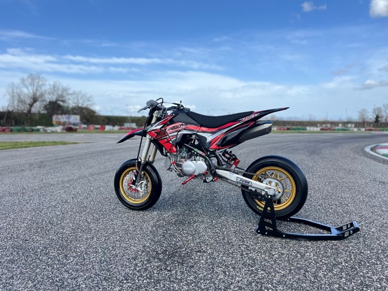 PIT BIKE XTREMA SPECIALE 25 KmO (no motore)