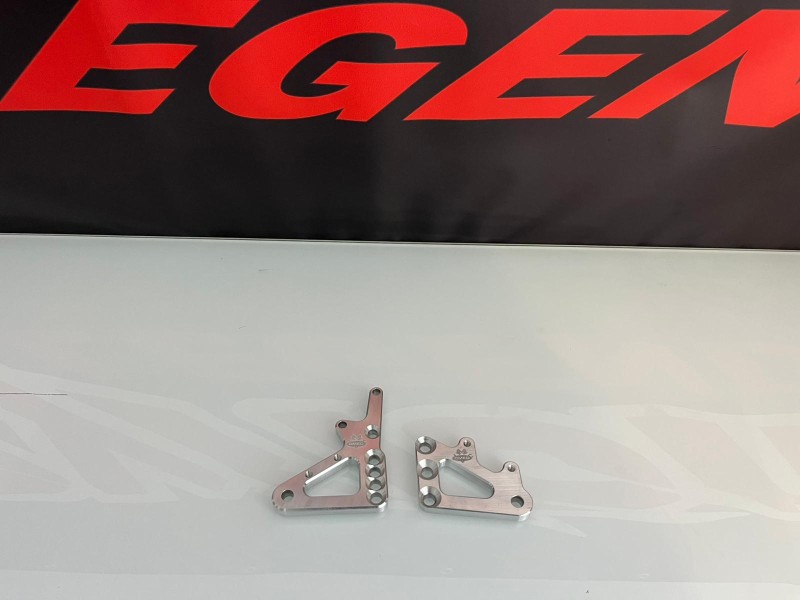 SUPPORTI PEDANA MINIGP IN ERGAL CNC SUPPORTI PEDANA MINIGP IN ERGAL CNC